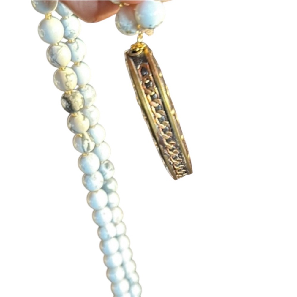 Beaded Howlite Necklace with Buddha Gold Pendant Bohemian Crystals Festival 17in - Picture 2 of 7